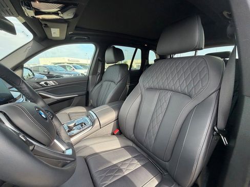 Used 2024 BMW X5 sDrive40i w/ Premium Package RWD image 11