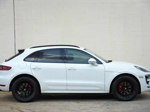 Used 2018 Porsche Macan GTS w/ Premium Package Plus AWD/4WD image 51