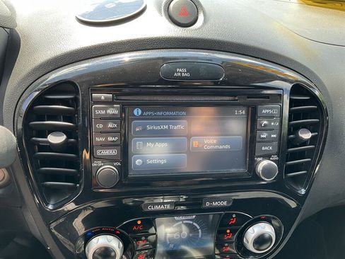 Used 2016 Nissan Juke SV w/ Technology Package AWD/4WD image 27