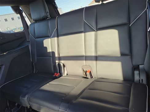 Used 2023 Cadillac Escalade Premium Luxury w/ LPO, Radiant Package image 12