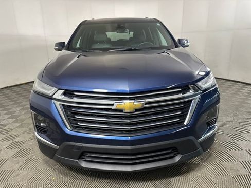 Used 2023 Chevrolet Traverse LT image 8