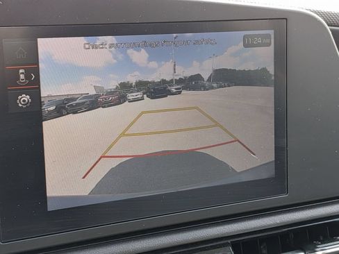 Used 2025 Kia Niro LX FWD image 17