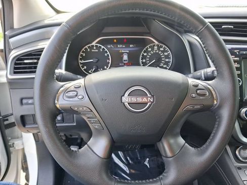 Used 2024 Nissan Murano SV FWD image 15