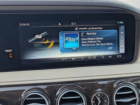 Used 2019 Mercedes-Benz S 560 Sedan image 21