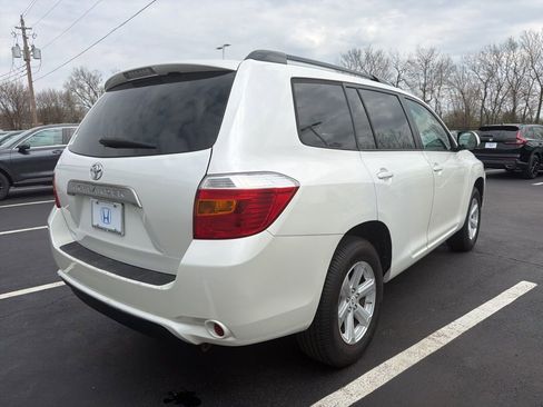 Used 2010 Toyota Highlander 2WD image 5