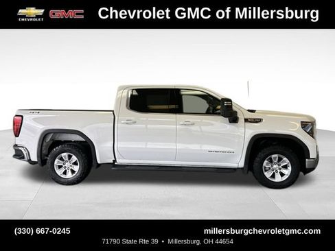 Used 2022 GMC Sierra 1500 SLE AWD/4WD image 2