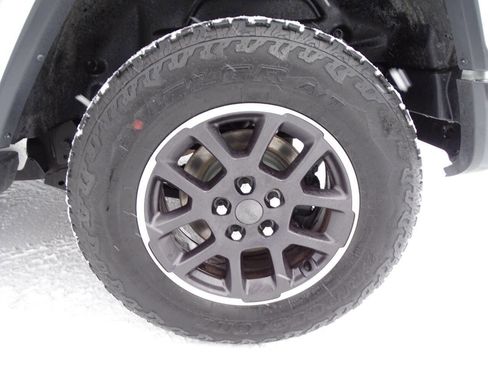 Used 2021 Jeep Wrangler Unlimited Sahara image 46