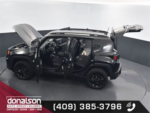 Used 2023 Jeep Renegade Altitude w/ Sun/Sound Group image 26