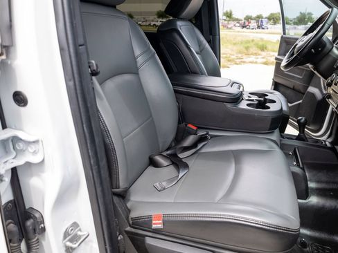 Used 2022 RAM 2500 Tradesman w/ Special Service Vehicle Group AWD/4WD image 13