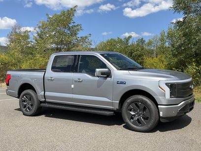New 2025 Ford F150 Lightning Lariat