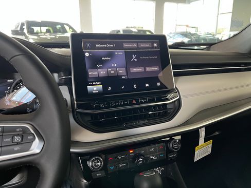 New 2026 Jeep Compass Limited AWD/4WD image 14