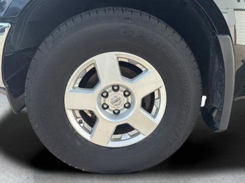 Used 2007 Nissan Frontier SE w/ SE Value Truck Pkg AWD/4WD image 23
