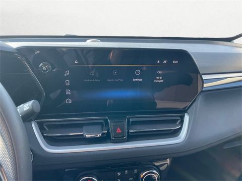 Used 2025 Chevrolet TrailBlazer LT image 21