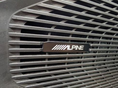 Used 2023 Jeep Wagoneer 4WD w/ Premium Group I image 25