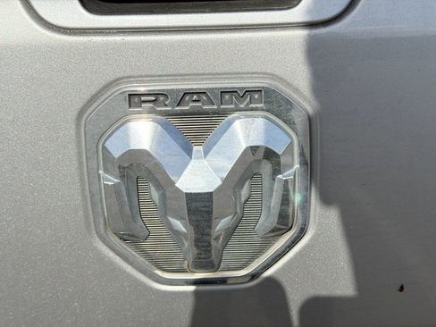 Used 2019 RAM 1500 Big Horn image 11