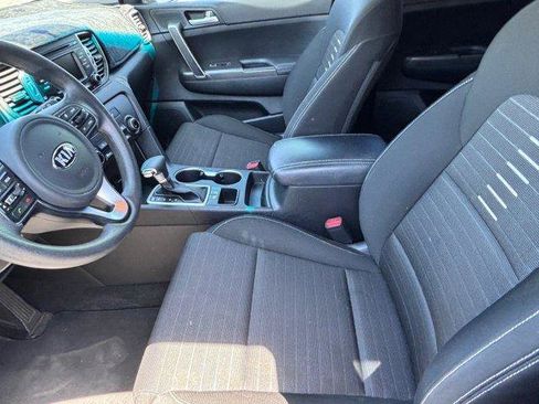 Used 2018 Kia Sportage LX FWD image 8