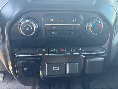 Used 2020 Chevrolet Silverado 1500 Custom w/ Custom Value Package AWD/4WD image 23