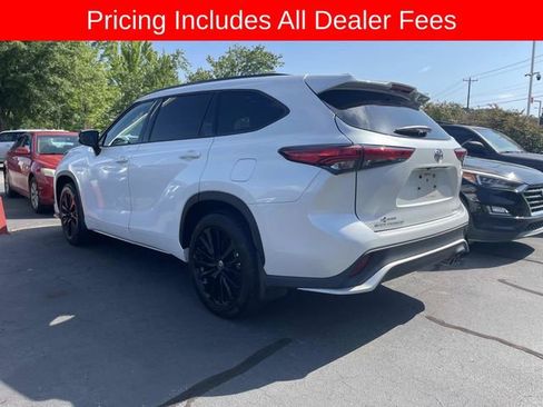 Used 2023 Toyota Highlander XSE AWD/4WD image 5