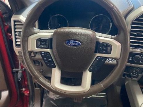 Used 2019 Ford F150 King Ranch w/ Equipment Group 601A Luxury AWD/4WD image 22