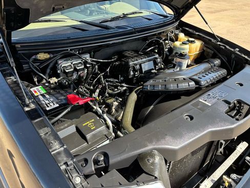 Used 2005 Ford F150 XLT image 25