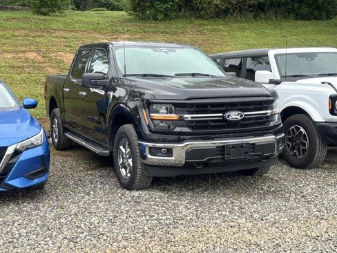 Certified 2025 Ford F150 XLT w/ Equipment Group 301A Standard AWD/4WD image 4