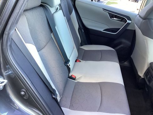 Used 2023 Toyota RAV4 XLE w/ Convenience Package image 21