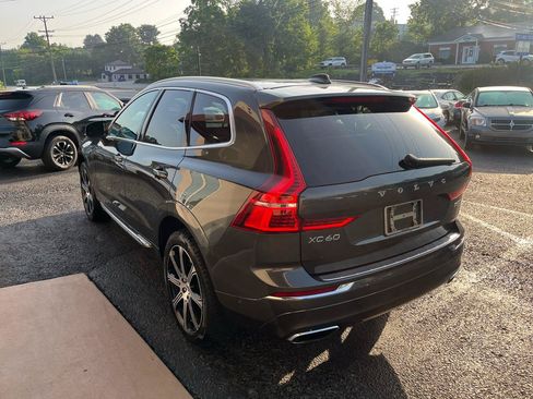 Used 2019 Volvo XC60 T5 Inscription w/ Protection Package Premier AWD/4WD image 11