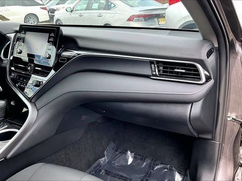 Used 2024 Toyota Camry LE image 19