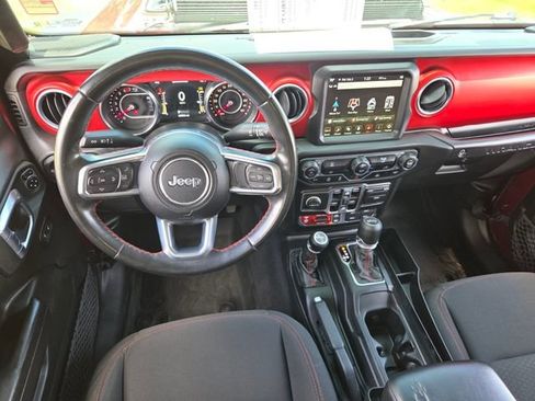 Used 2021 Jeep Wrangler Unlimited Rubicon AWD/4WD image 11