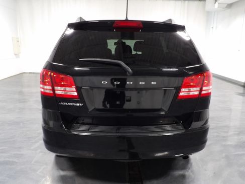 Used 2018 Dodge Journey SE w/ Blacktop Package FWD image 5