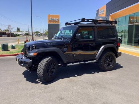 Used 2021 Jeep Wrangler Willys image 5