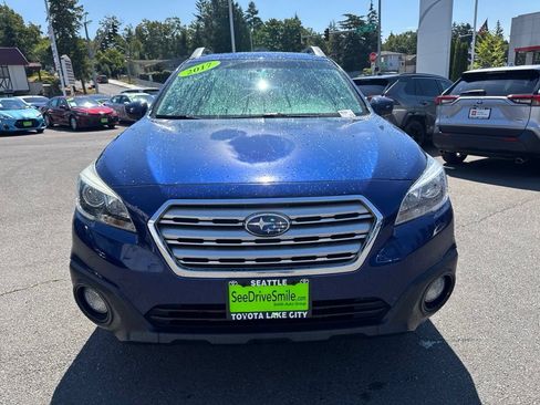 Used 2017 Subaru Outback 2.5i Premium AWD/4WD image 7