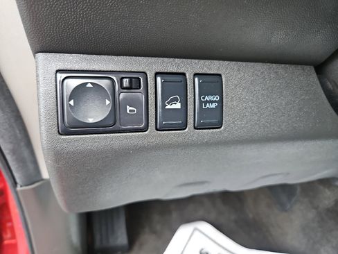 Used 2015 Nissan Frontier SV image 20