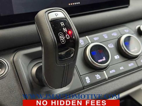 Used 2025 Land Rover Defender 110 S AWD/4WD image 31