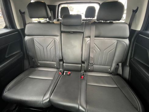 Used 2025 Hyundai Santa Fe SEL image 32