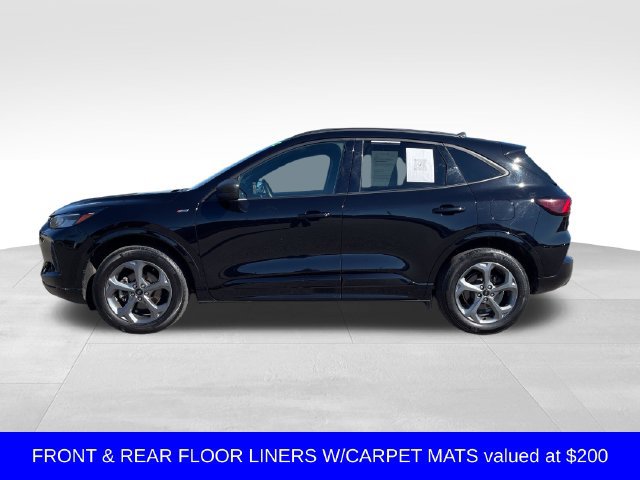 Used 2024 Ford Escape ST-Line w/ Tech Pack #1 AWD/4WD image 2