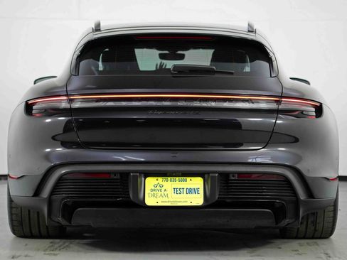 Used 2023 Porsche Taycan GTS image 11