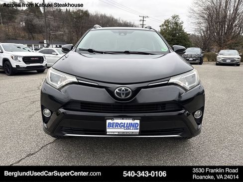 Used 2017 Toyota RAV4 XLE image 9