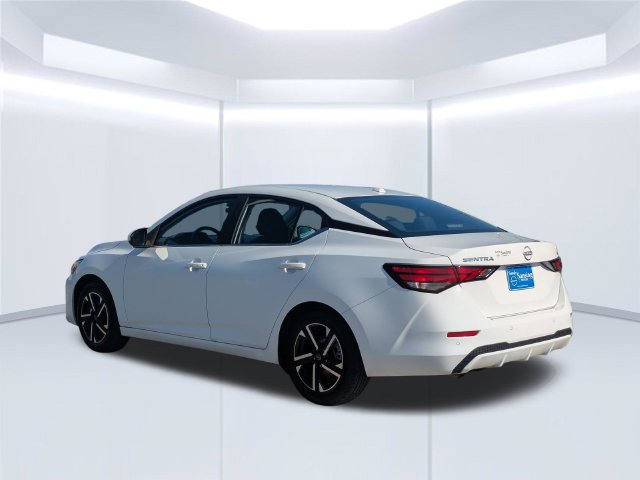 Used 2024 Nissan Sentra SV FWD image 3