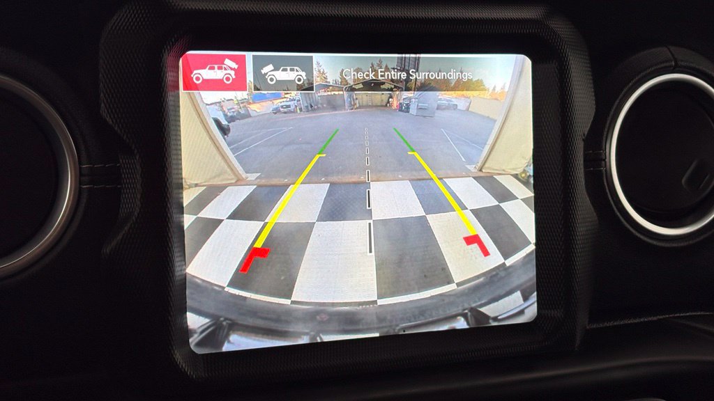 Used 2021 Jeep Wrangler Unlimited Sahara w/ Uconnect 4C Nav & Sound Group AWD/4WD image 35