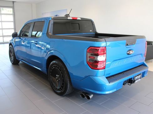 Used 2025 Ford Maverick Lobo AWD/4WD image 32