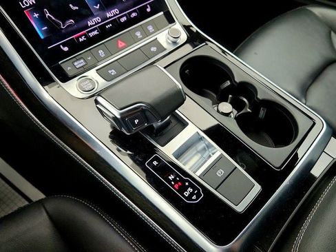 Used 2025 Audi Q7 3.0T Premium Plus AWD/4WD image 16