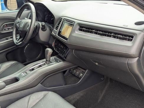 Used 2018 Honda HR-V EX-L image 25