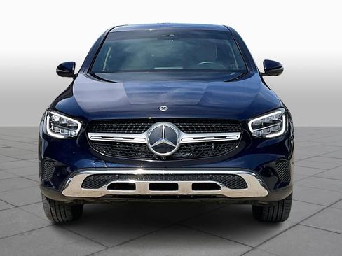 Used 2023 Mercedes-Benz GLC 300 4MATIC Coupe image 4