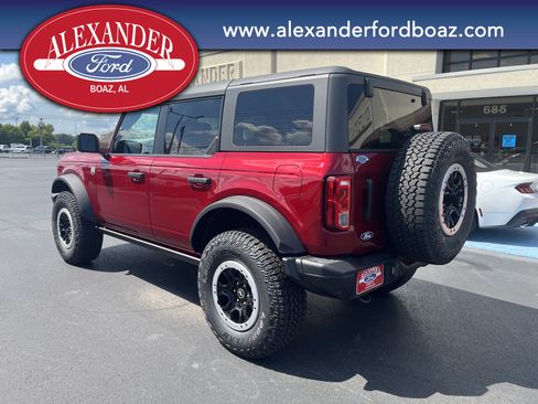 New 2026 Ford Bronco Big Bend w/ Black Diamond Package AWD/4WD image 2