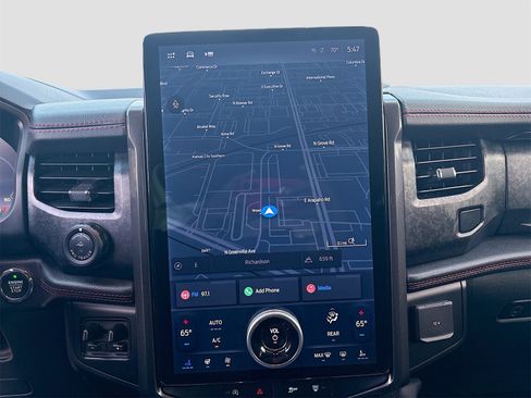 Used 2024 Ford Expedition Max Limited image 13