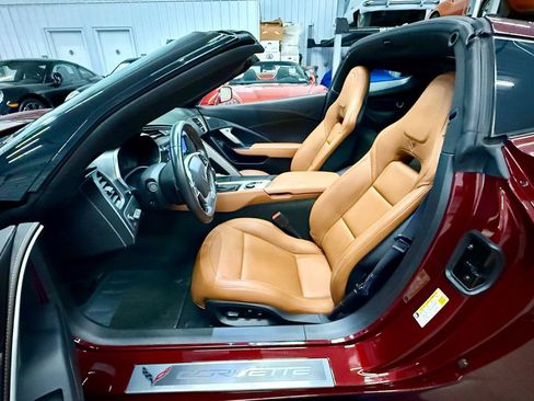 Used 2016 Chevrolet Corvette Stingray Coupe w/ 2LT Preferred Equipment Group RWD image 23