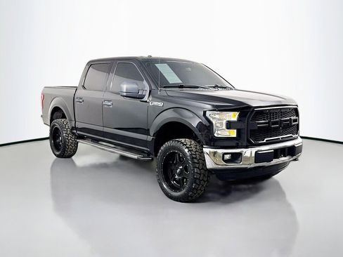 Used 2016 Ford F150 XLT AWD/4WD image 7