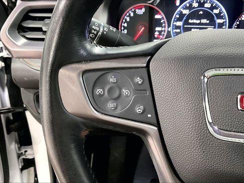 Used 2022 GMC Acadia AT4 w/ Technology Package image 24