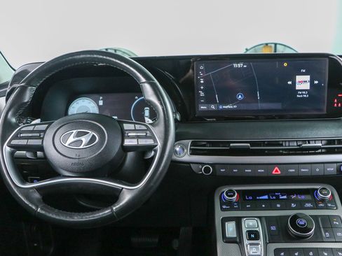 Used 2024 Hyundai Palisade SEL w/ Premium Package FWD image 17